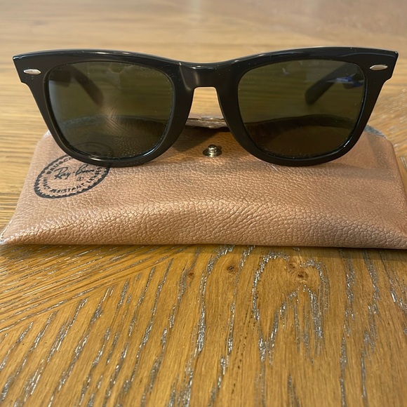 Ray-Ban Other - Vintage Ray-Ban Wayfarers